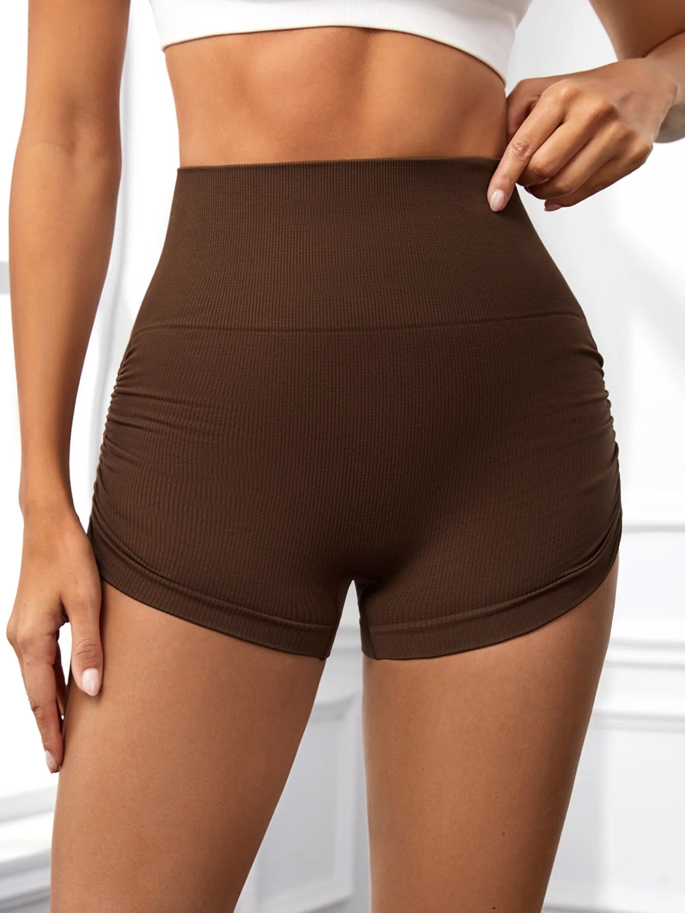 short marrón deportivo mujer